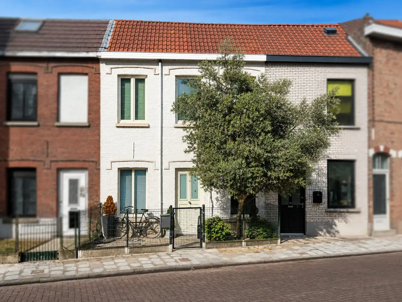 Hoofdfoto van de publicatie: Charmante stadswoning met zonnige stadstuin en polyvalente ruimte in Gent