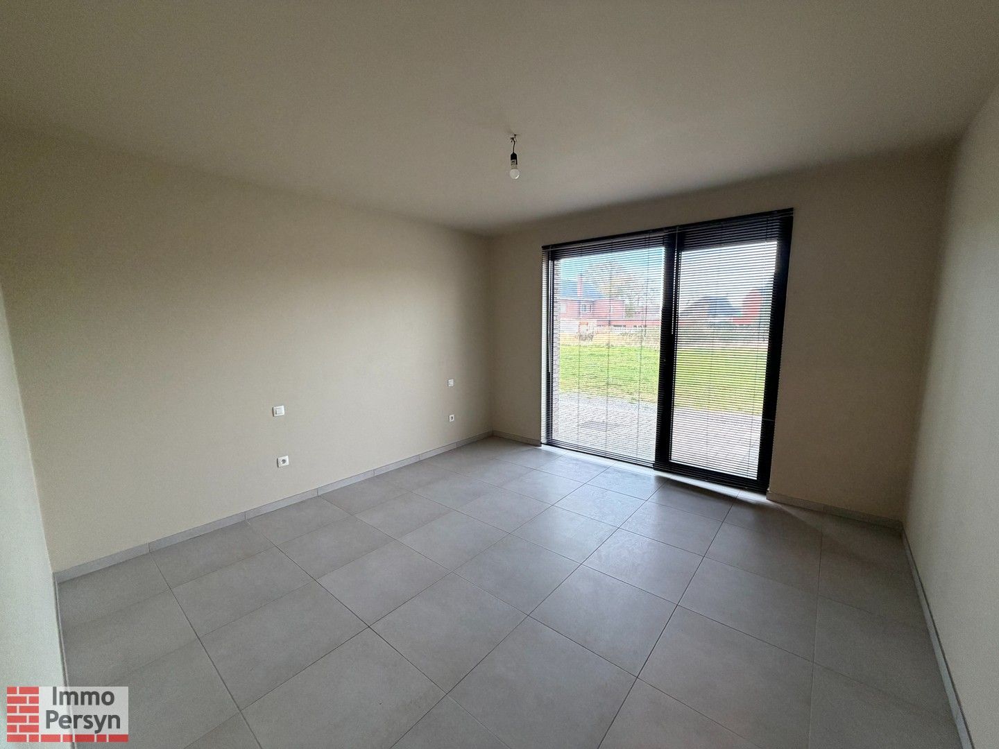 Gelijkvloers  3-slaapkamerappartement met terras foto 7