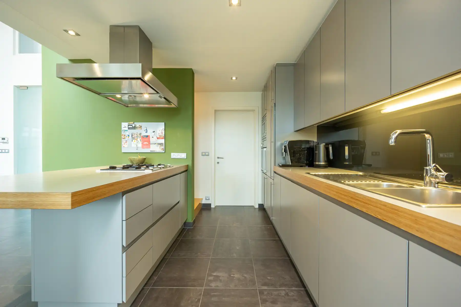 Ruime gezinswoning met tuin in een doodlopende straat. foto 7