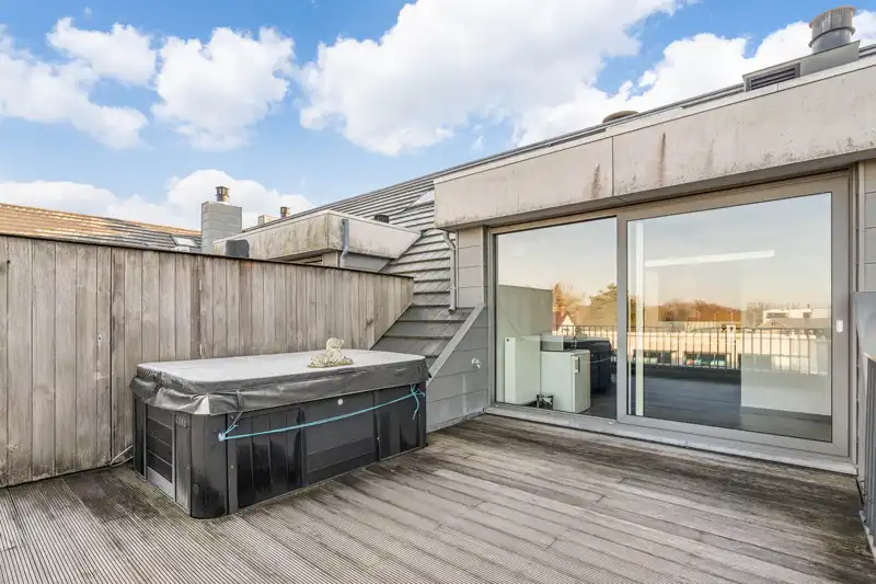 Klassevol duplex-appartement met gemeenschappelijk zwembad foto 13