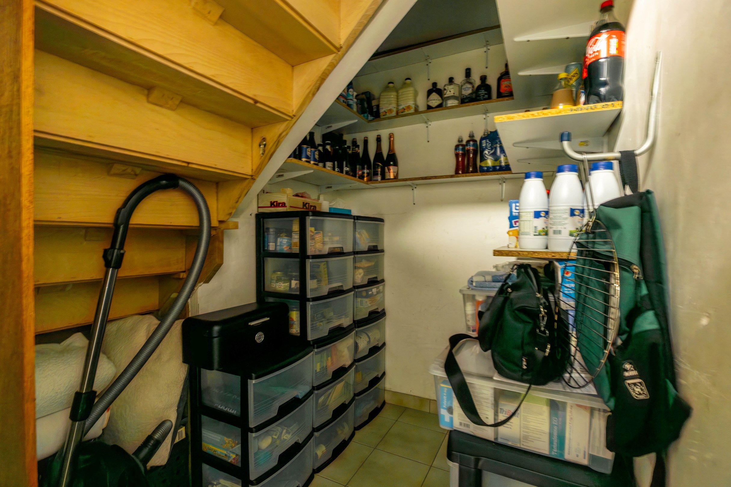 SCHITTEREND INSTAPKLARE WONING MET ZUIDGEORIENTEERDE TUIN foto 24