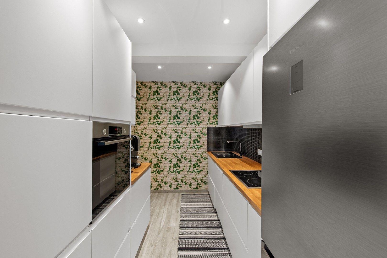 Spacieux appartement mansardé récemment rénové avec garage foto 9