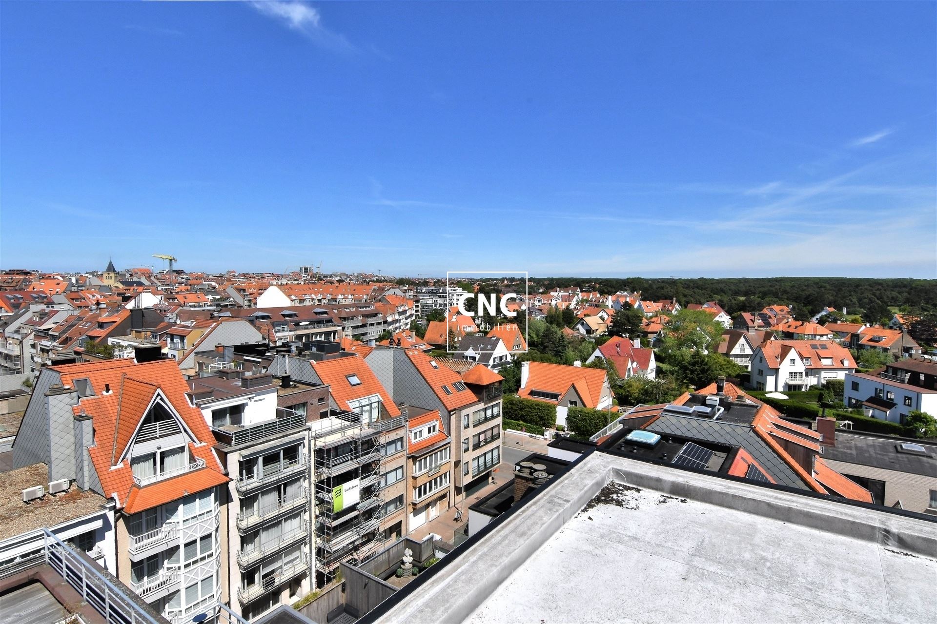 Duplex-appartment met 2 slaapkamers in recente residentie met prachtig zicht op de golf ! foto 15