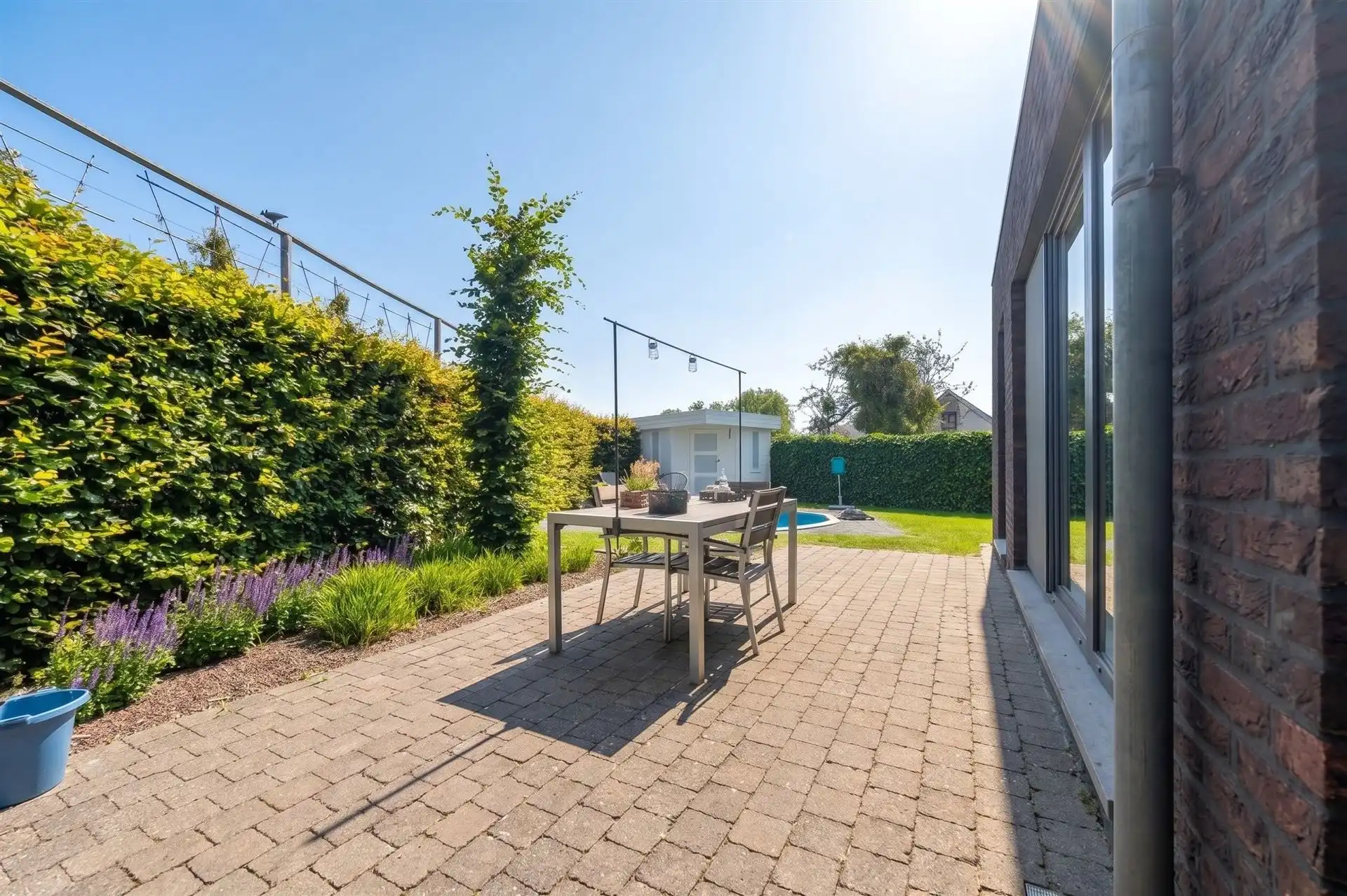 Instapklare halfopen woning met 3 slaapkamers en zwembad te Bilzen foto 24