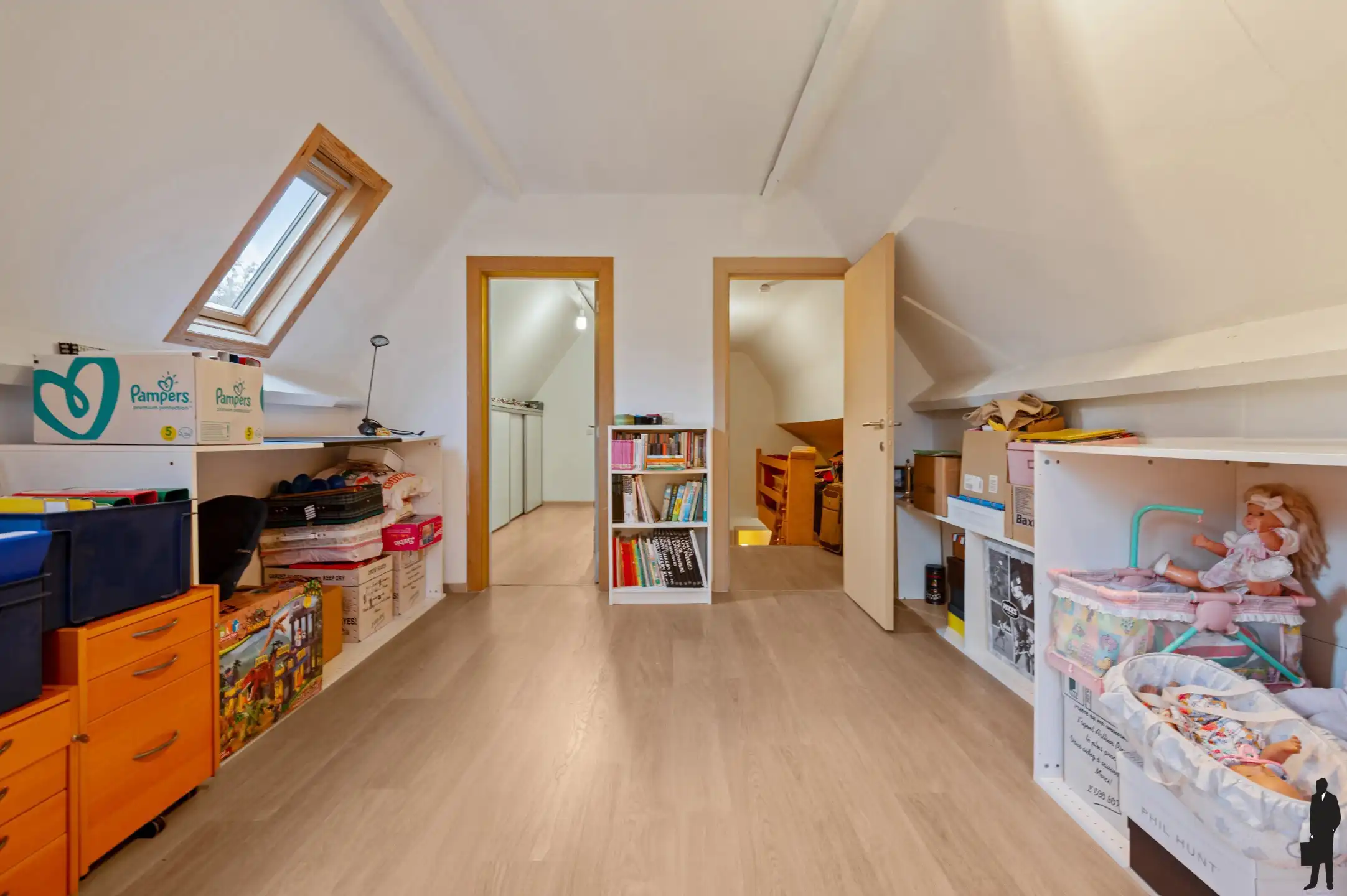 Prachtige villa met uitzicht op de weilanden van het kasteel foto 24