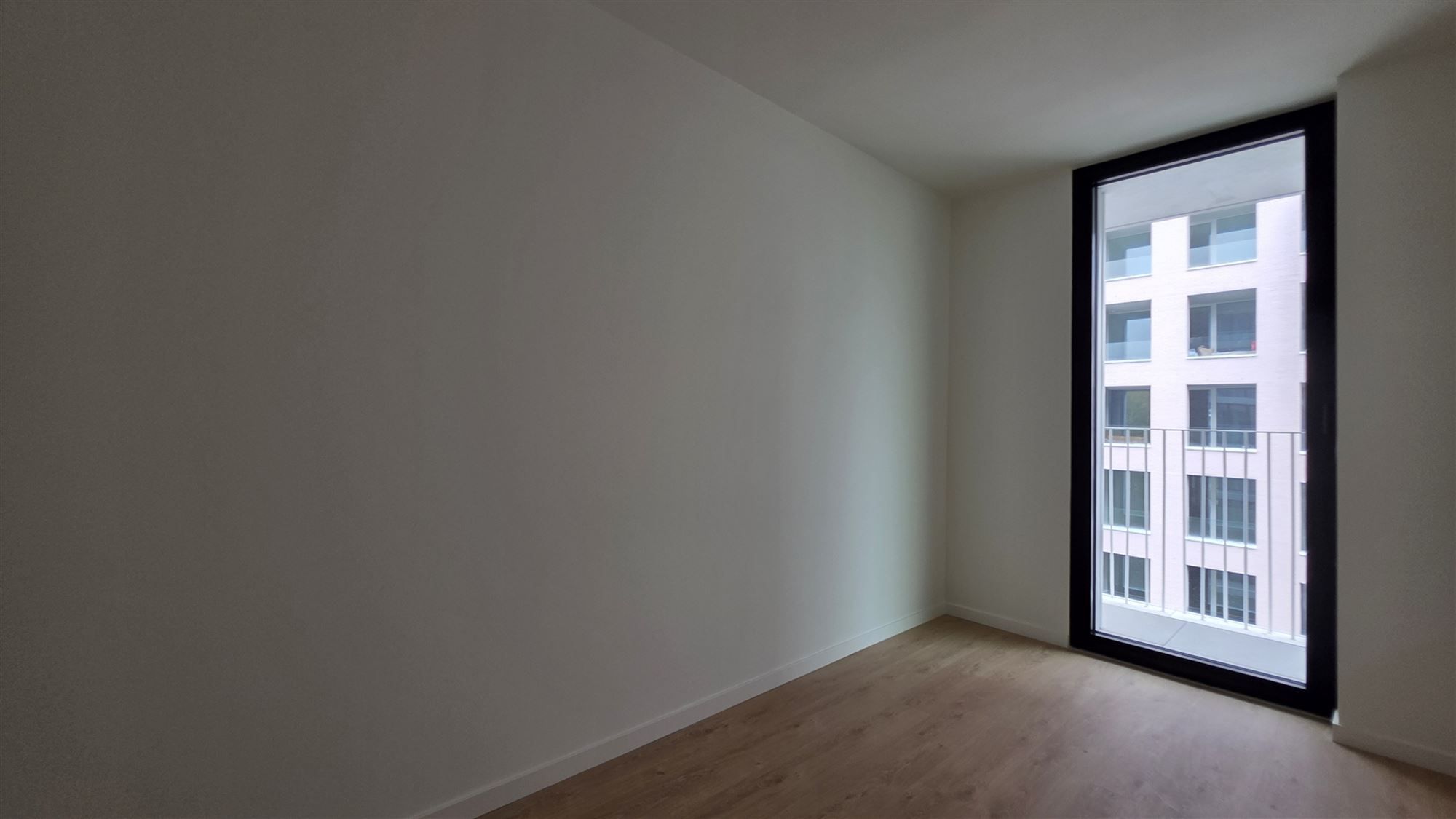Nieuwbouw 3 slaapkamerappartement foto 4