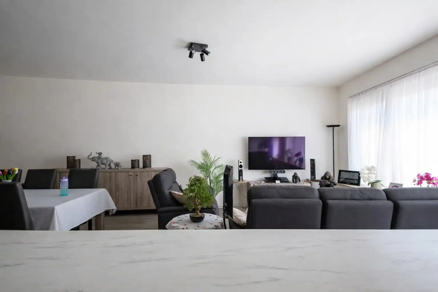 Modern gerenoveerd appartement foto 5