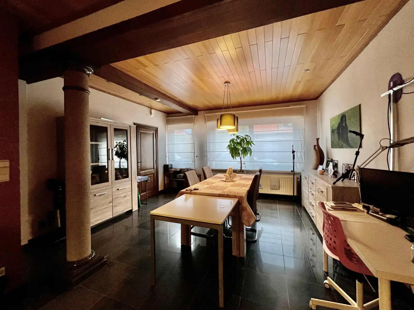 Solide woning met zeer gunstige ligging. foto 5