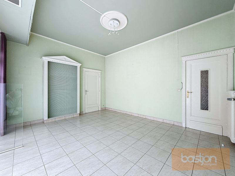 Te koop: ruime woning met veel mogelijkheden in Marke! foto 3