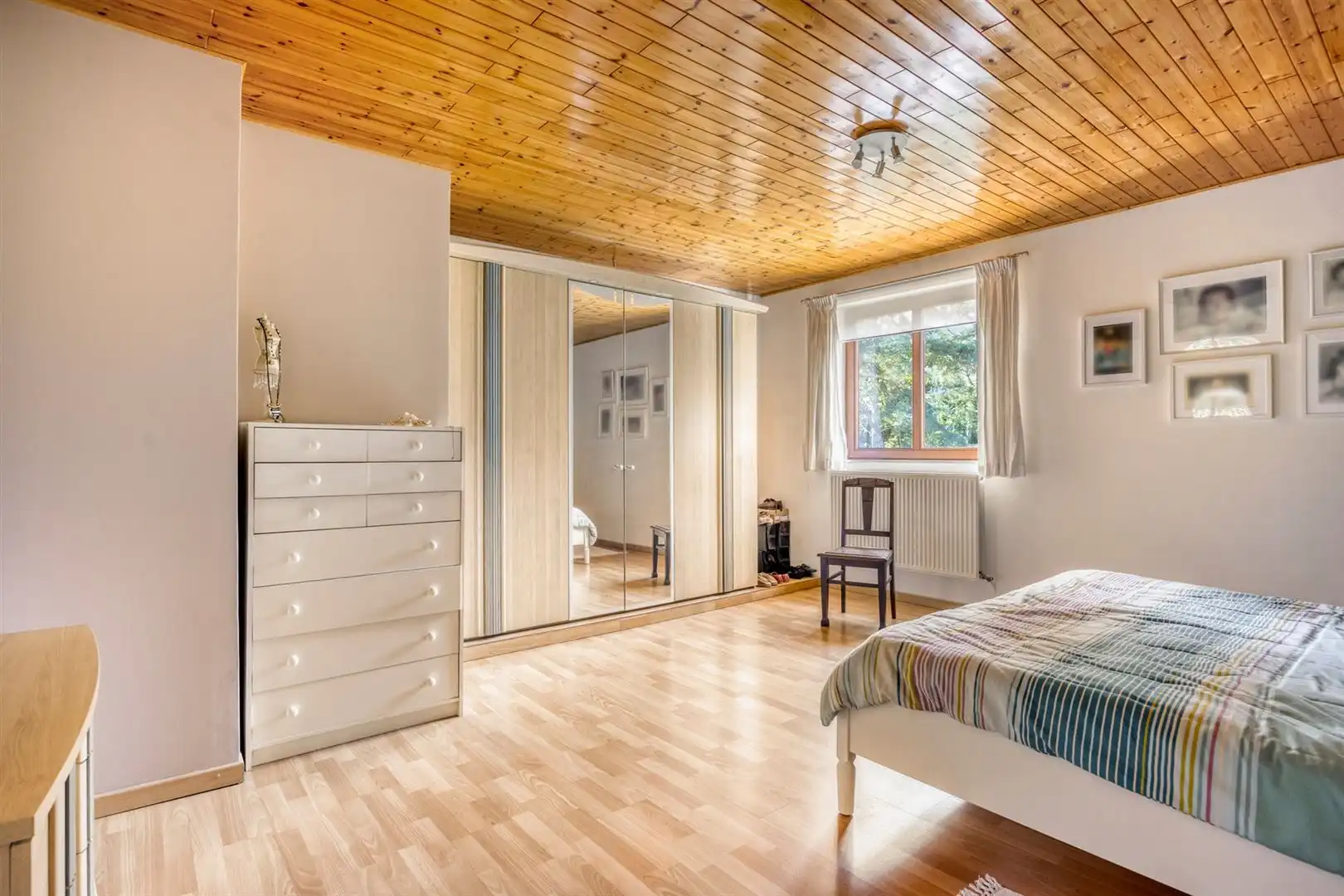 TE KOOP: Uniek woon- en investeringspand met ruime woning en 6 verhuurde studio’s te Heusden-Zolder! foto 27