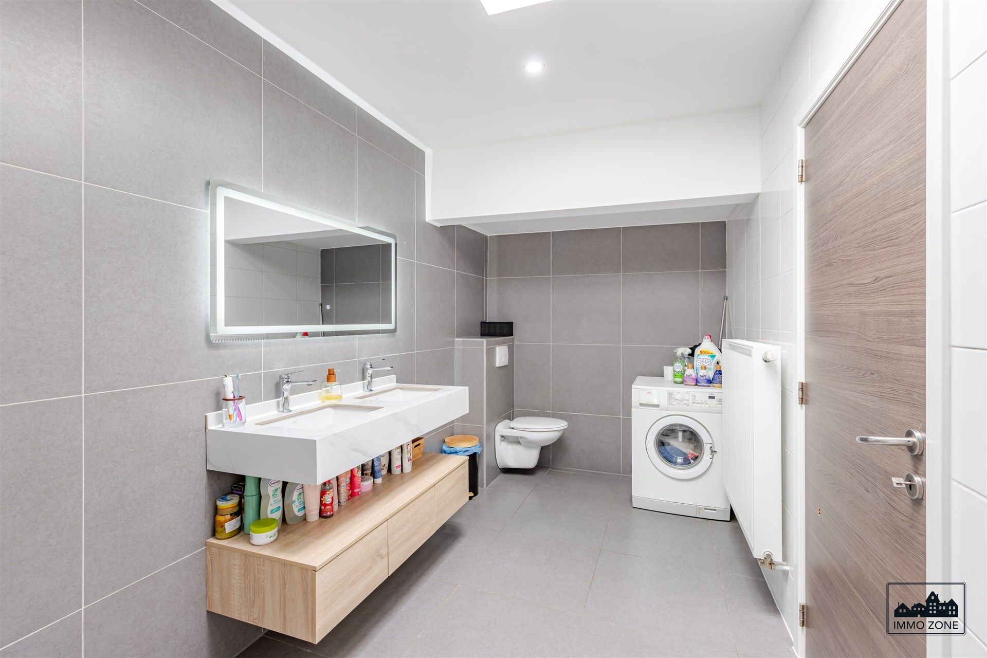 Ruime 4-Slaapkamerwoning met 2 Badkamers in Ruisbroek foto 17