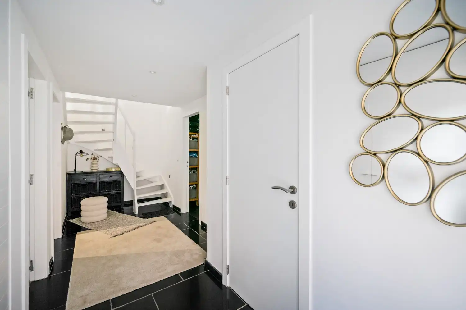 Woning met 4 slpkrs en gezellige tuin te Lier foto 2