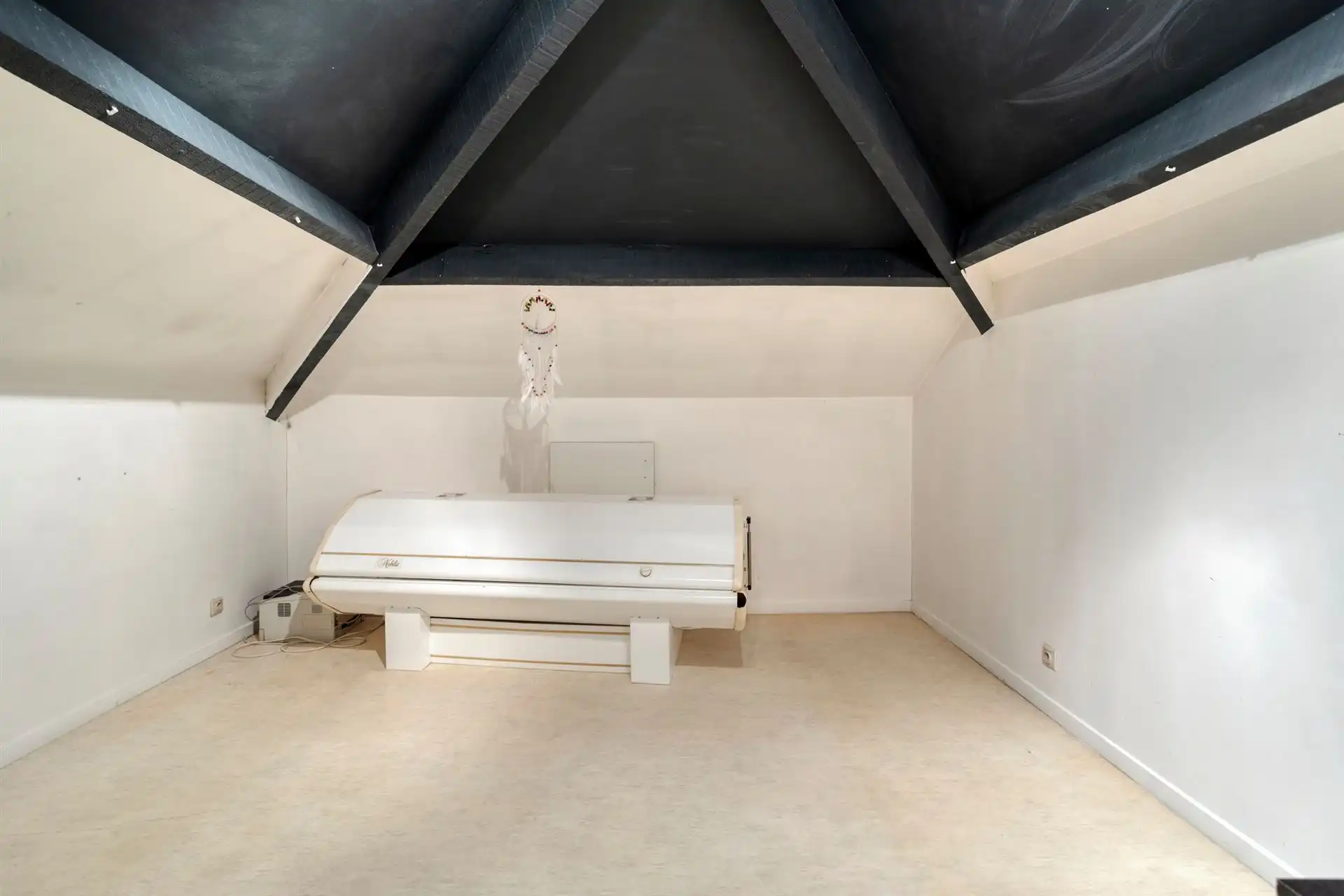 Op te frissen woning met 5 slpks nabij centrum Oostmalle! foto 25