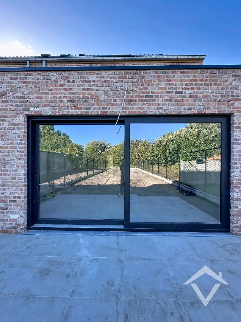 Nieuwbouwwoning met 3 slaapkamers in Westkerke. foto 18
