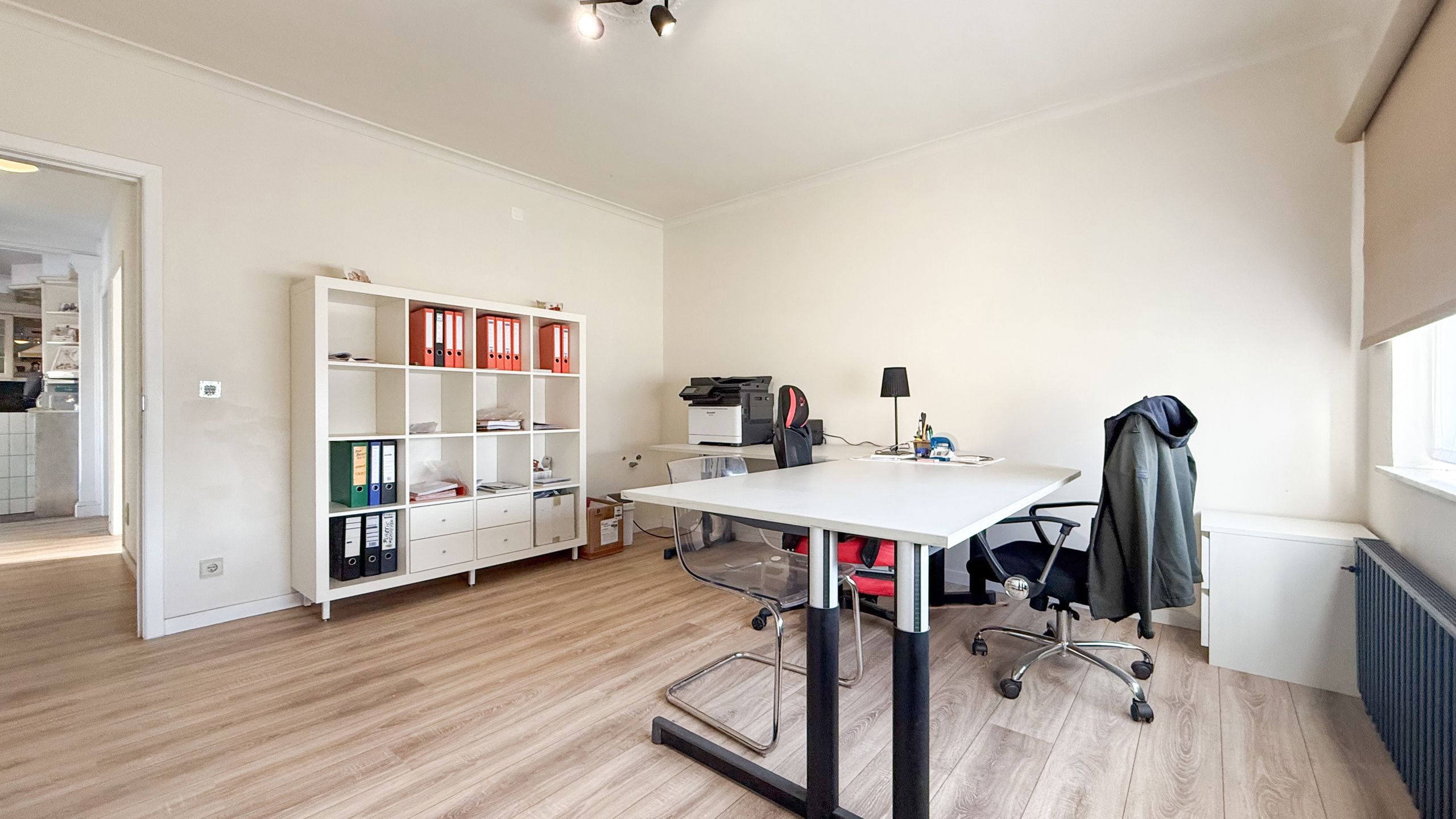 Mooie gerenoveerde woning met loods op 18are in Zonhoven! foto 19