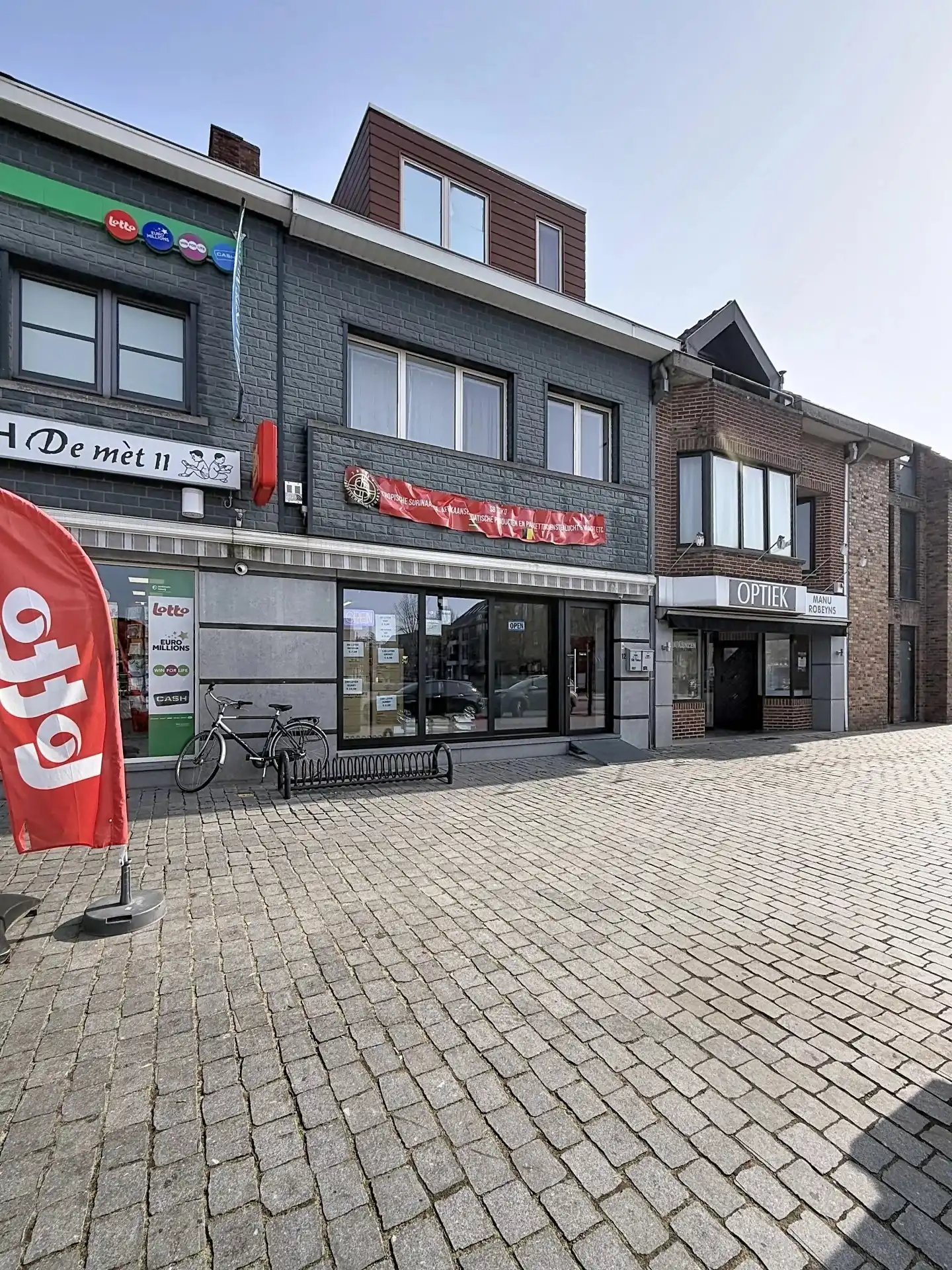 Handelspand met bovengelegen duplex-appartement in het centrum van Dessel. foto 19