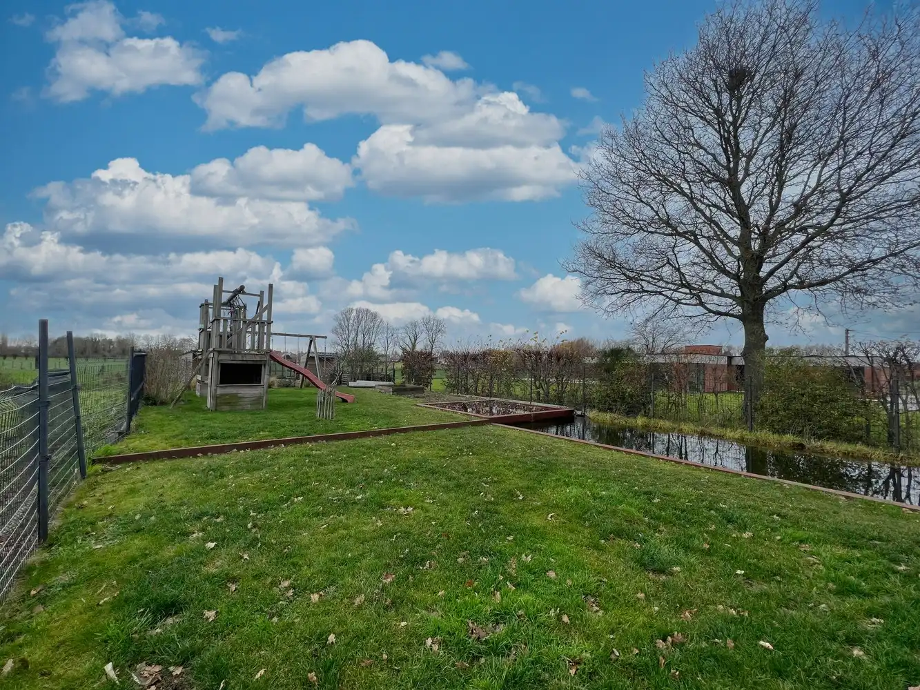 Stijlvolle, unieke woning met landelijke verzichten! foto 25