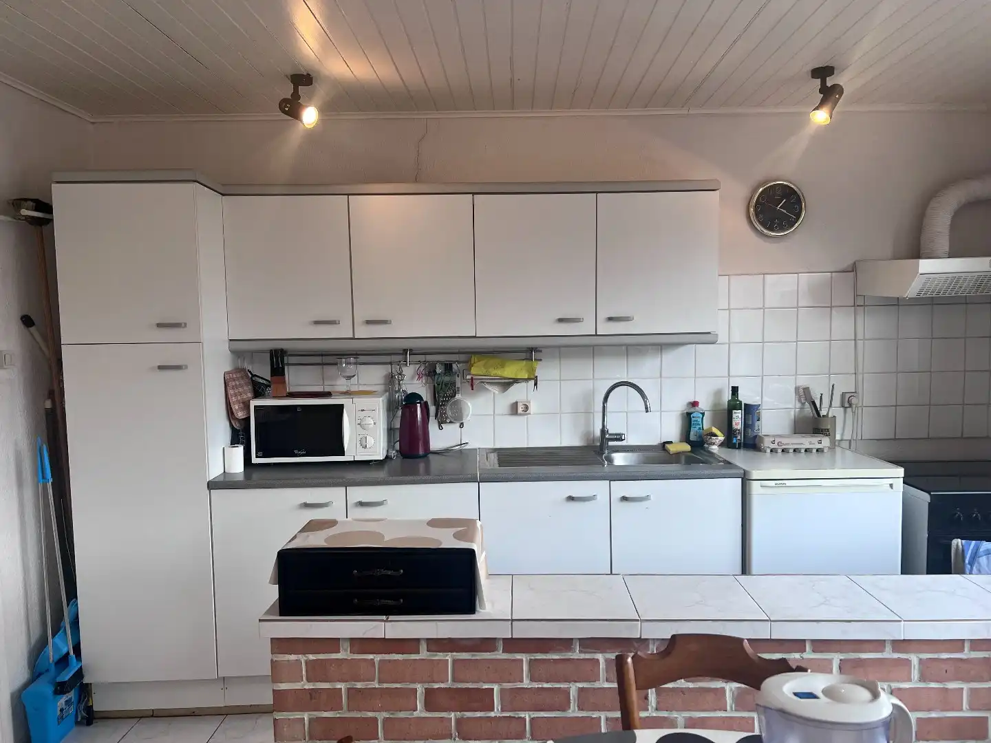 Woning met gezellig tuintje en privatieve staanplaats te huur in De Haan! foto 7