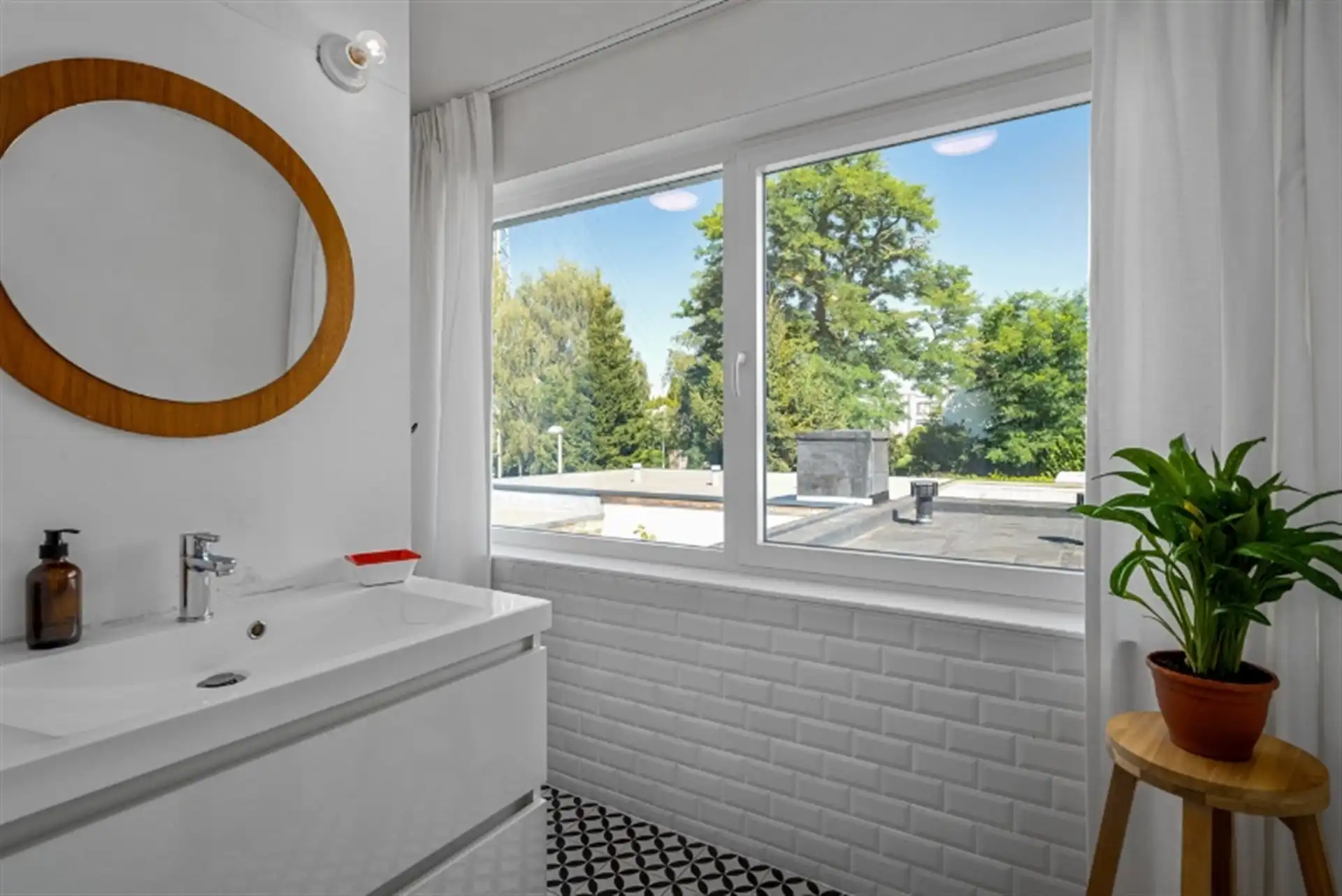 Trendy woning in rustige omgeving te Aalst foto 12