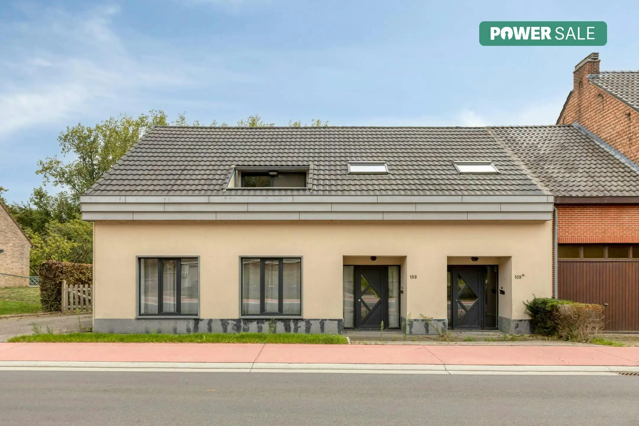 Opbrengsteigendom met 2 appartementen en hangaar te Lummen foto 2