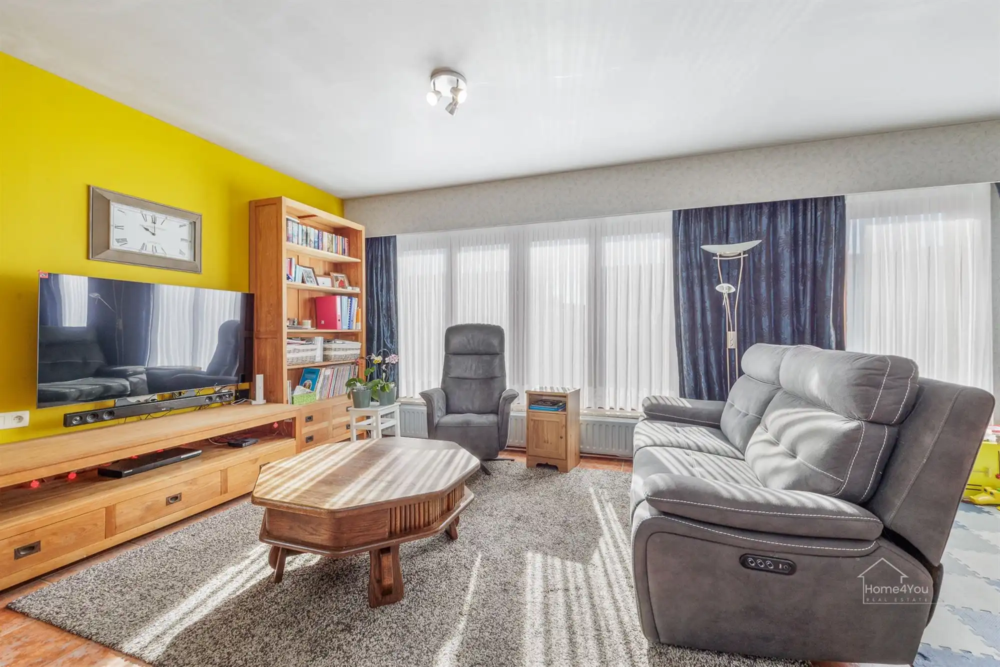 Ruime gezinswoning met 5 slaapkamers en tuin foto 13