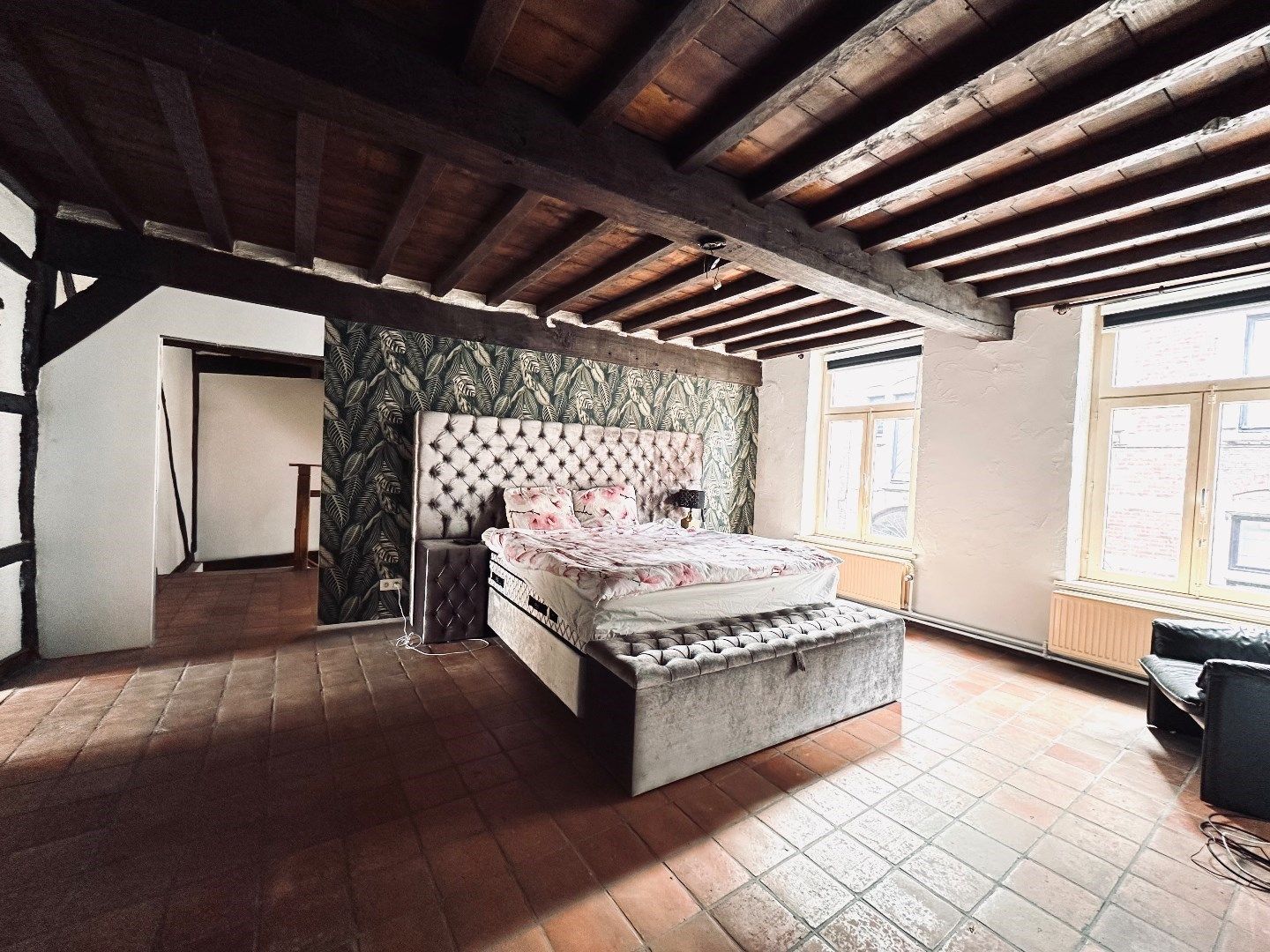 Karaktervol herenhuis op toplocatie in hartje Tongeren foto 20