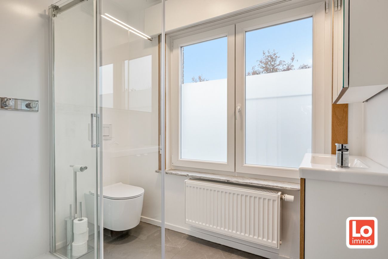 Instapklare gesloten bebouwing met garage op een rustige en goede locatie in wijk ‘Lobos’ nabij het centrum van Lochristi! foto 15