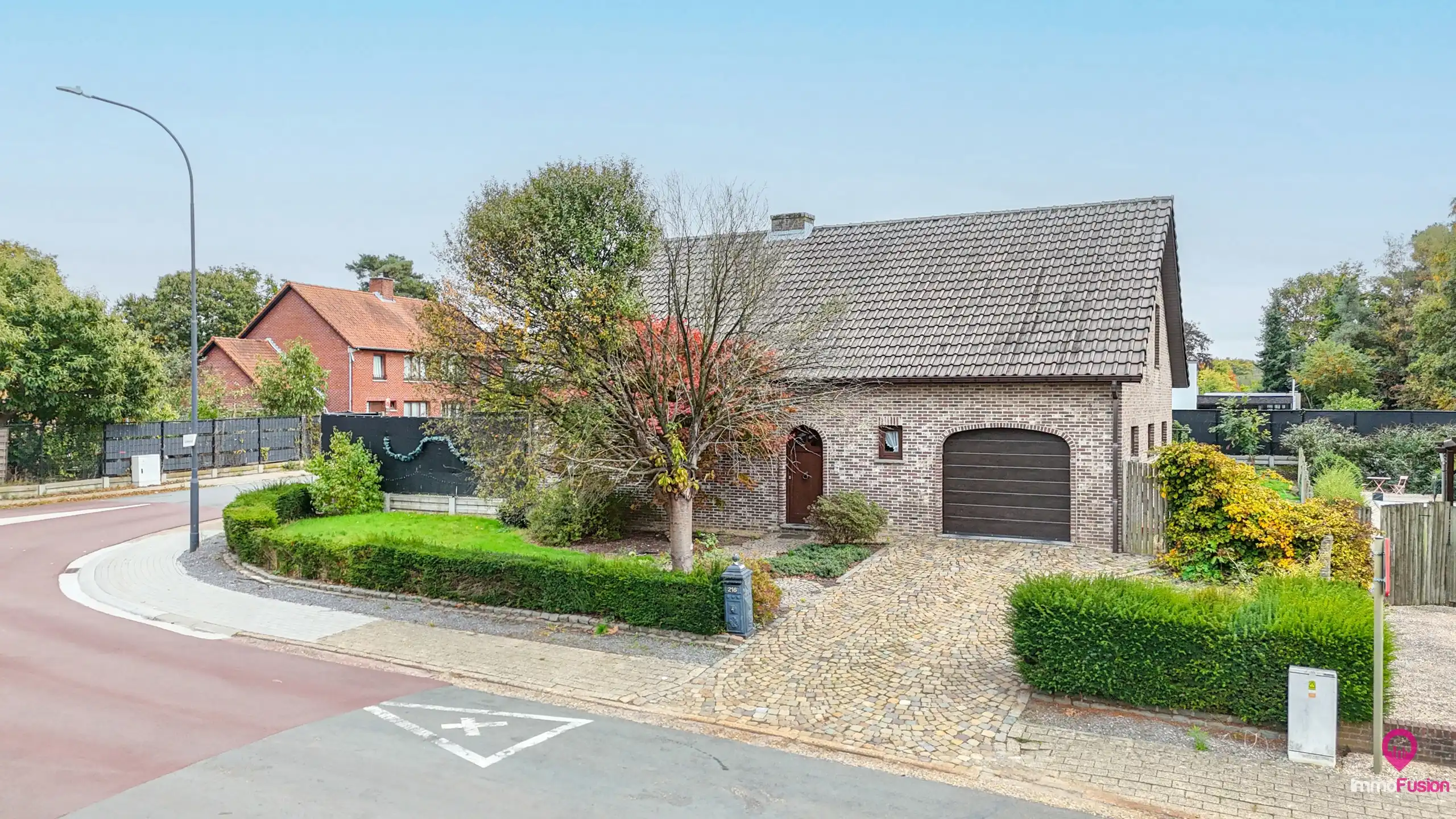 Hoofdfoto van de publicatie: Prachtige landelijke woning met grote omheinde tuin en 3 slpk!