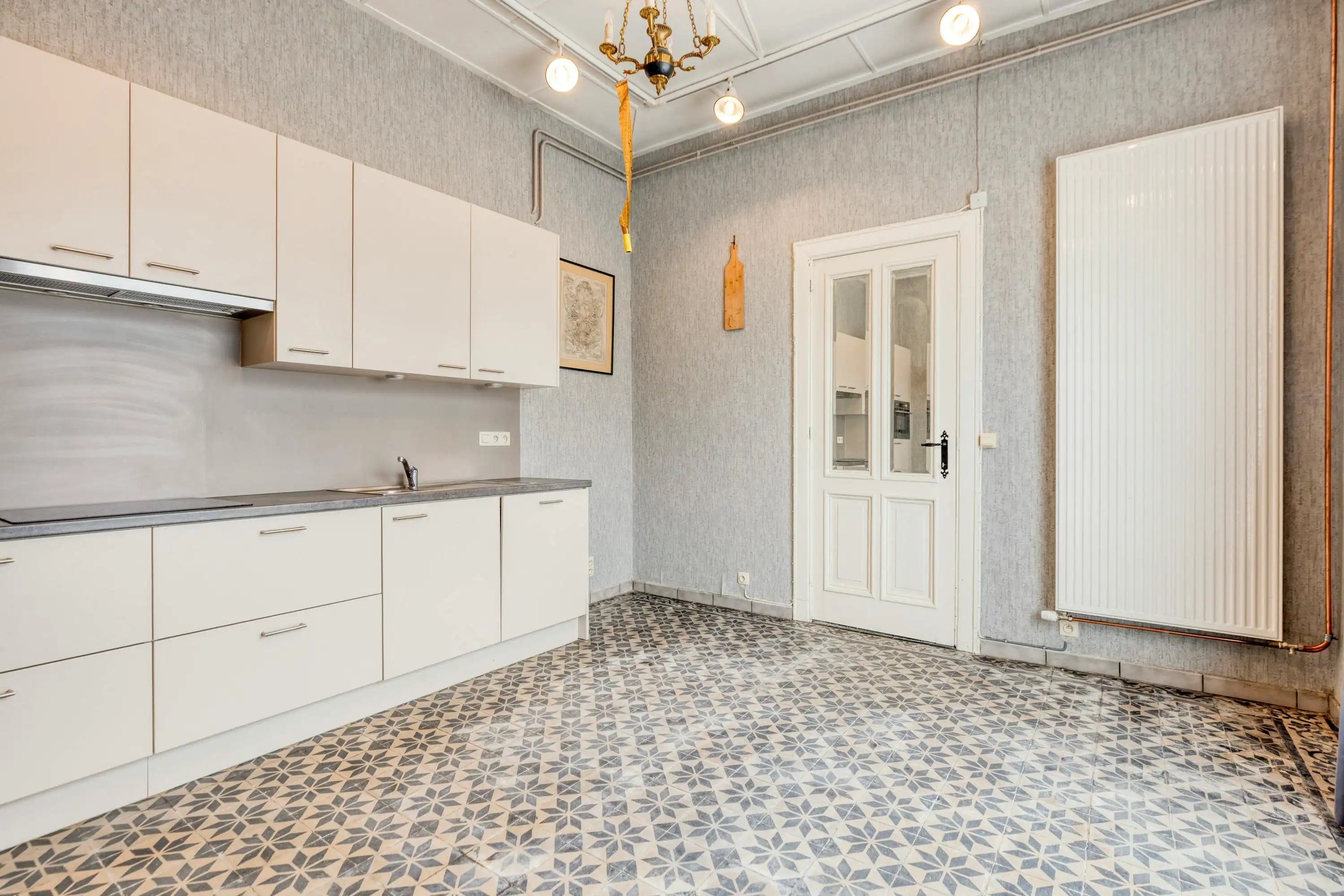 Woning te koop met ruime polyvalente ruimte te Essen-Heikant foto 7