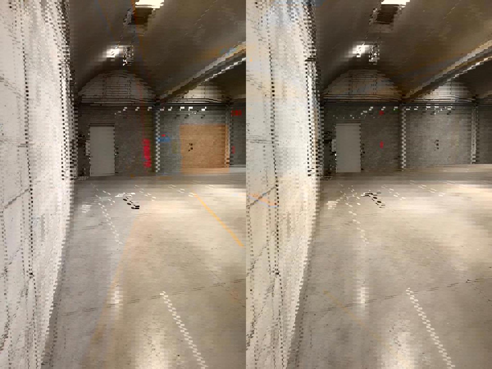 TE HUUR: magazijn  foto 9