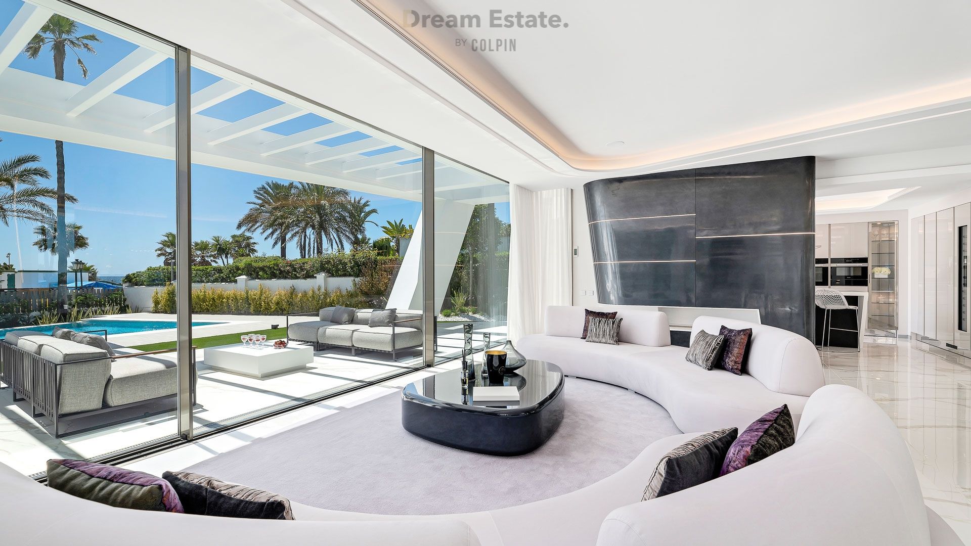 Hypermoderne frontline villa in Los Monteros foto 27