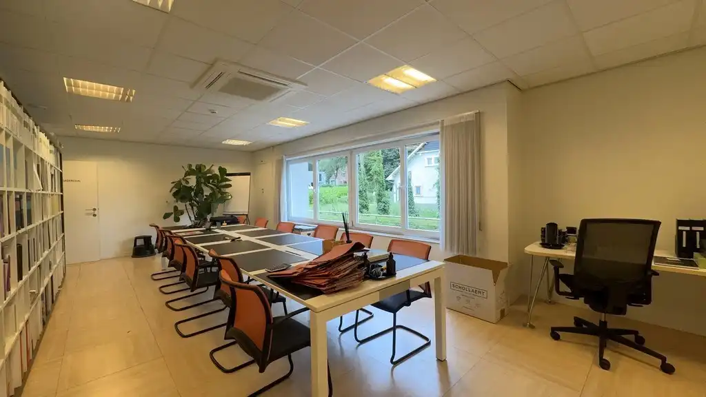 Gelijkvloers kantoor te huur op zichtlocatie langs N9 in Melle foto 7
