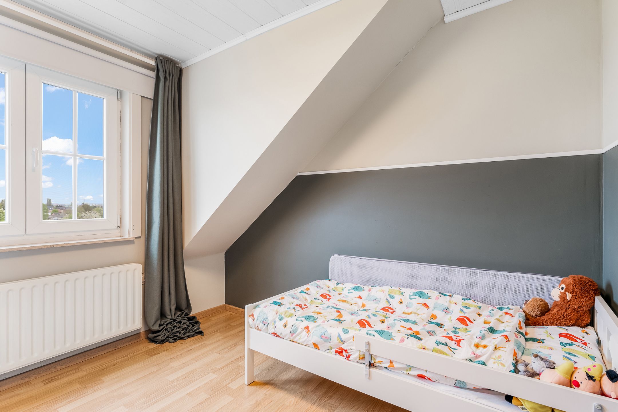 Hedendaagse gezinswoning met garage te Val-Meer foto 16