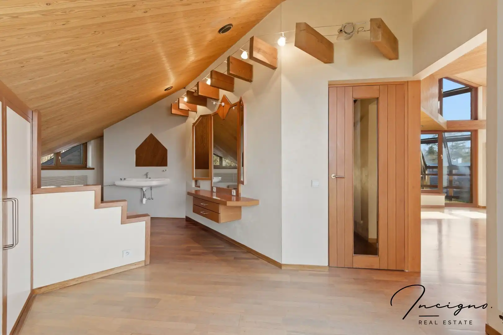 Uitzonderlijke architecturale woning met zicht op het meer van Keerbergen foto 16