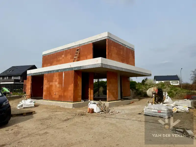 ENERGIENEUTRALE OB 3 SLPK 2 BADK MET GARAGE foto {{pictureIndex}}