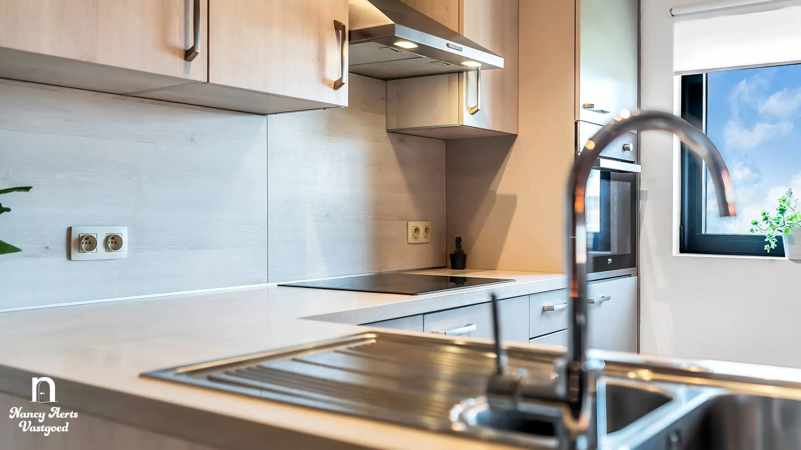 Karaktervolle duplex met loftgevoel en tuin in Zonhoven foto 4