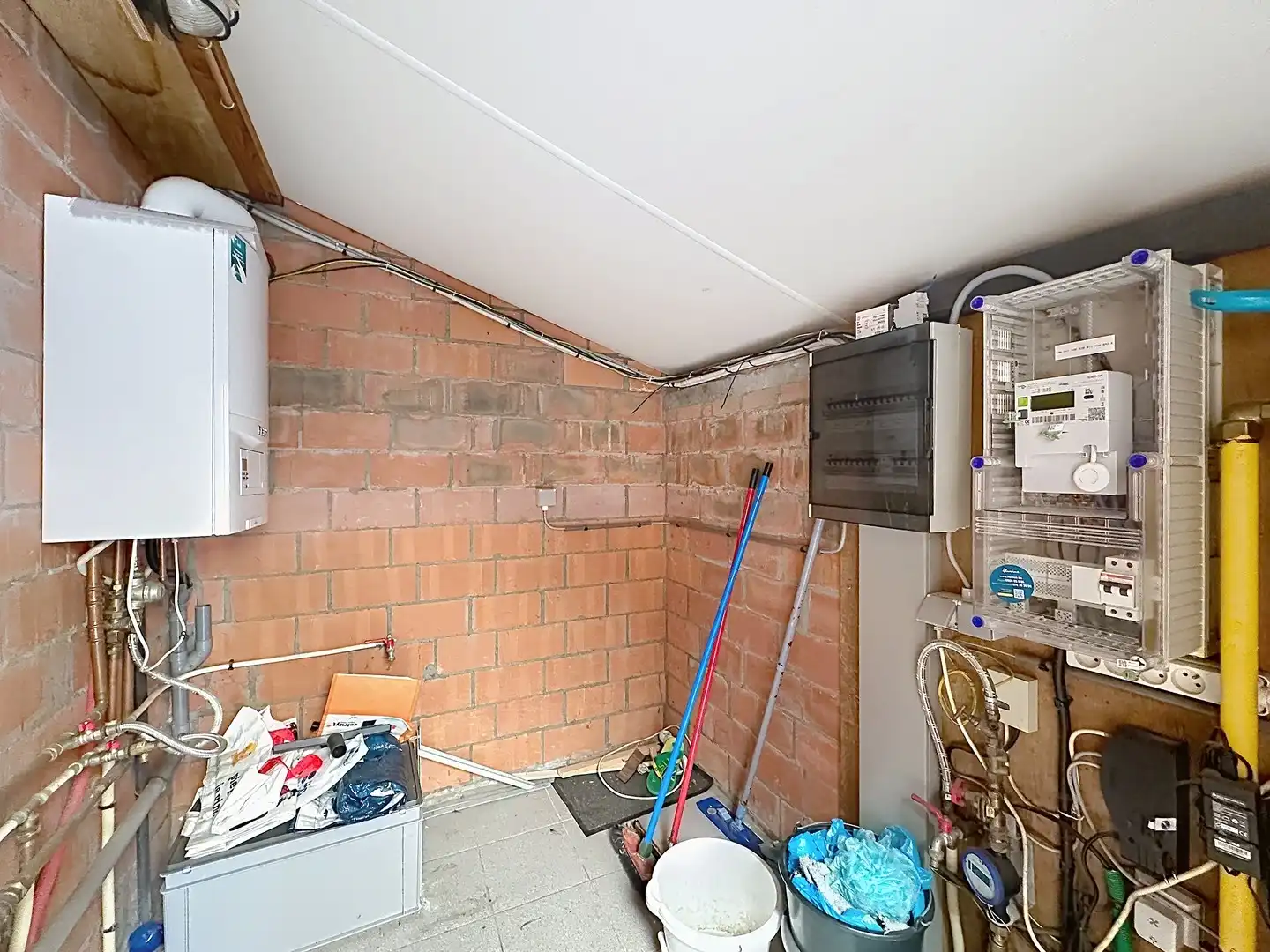 Verzorgde vakantiewoning met onderhoudsvriendelijke tuin en parking. foto 12