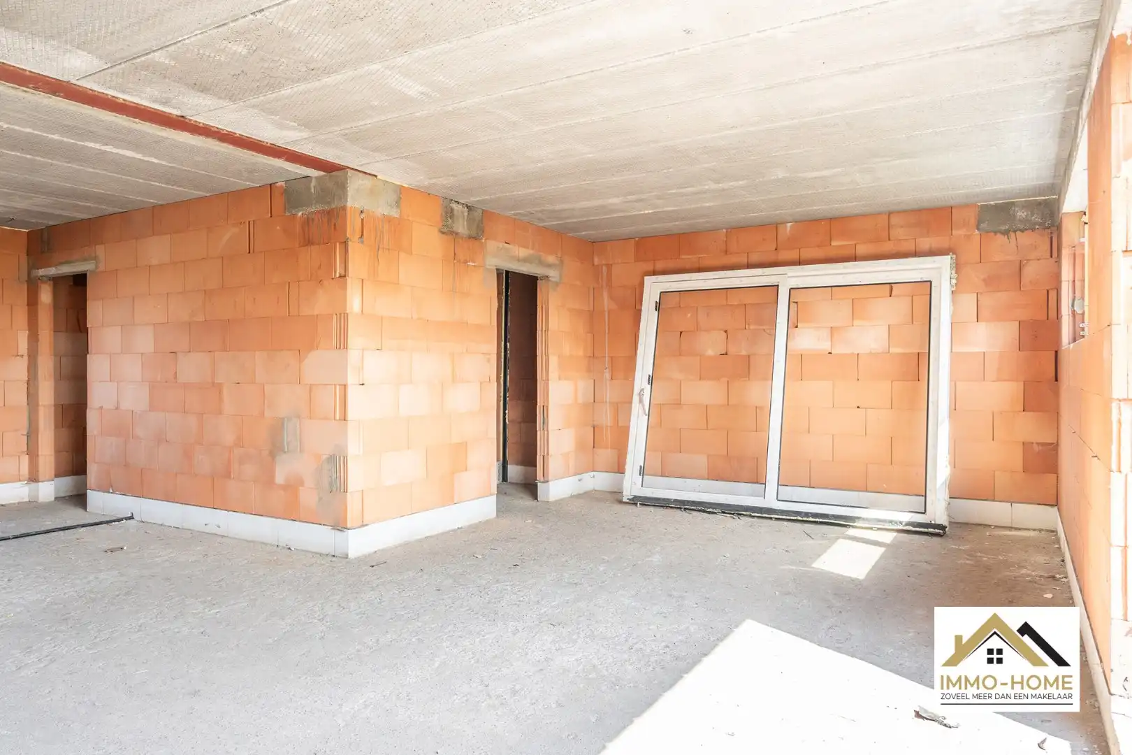 HOB casco woning met héél veel potentieel foto 8