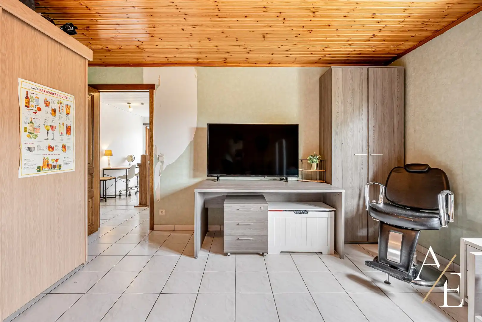 WETTEREN- Landelijke woning met commerciële ruimte! foto 22
