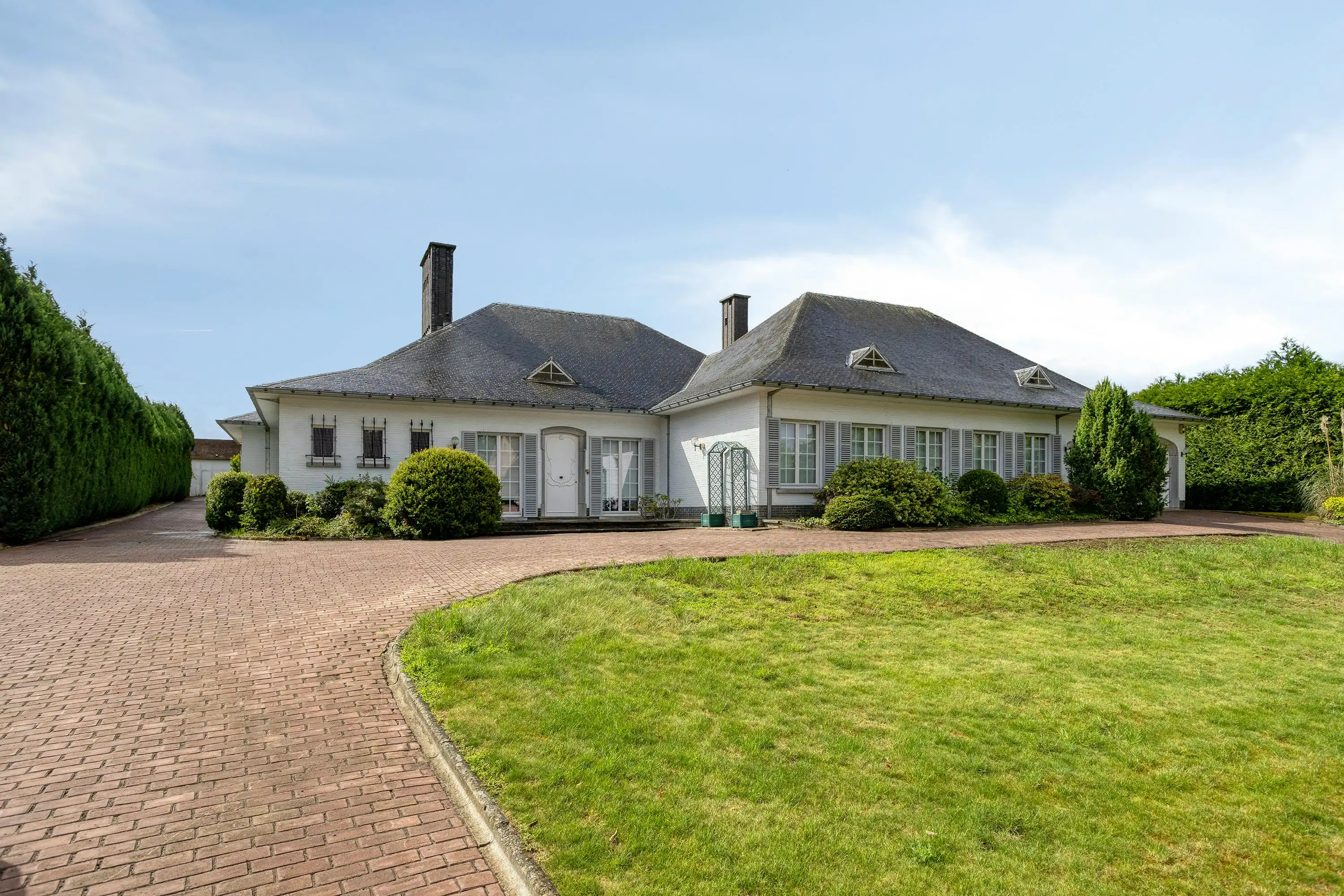 Mooi gelegen landhuis te koop in Meerbeke foto 31