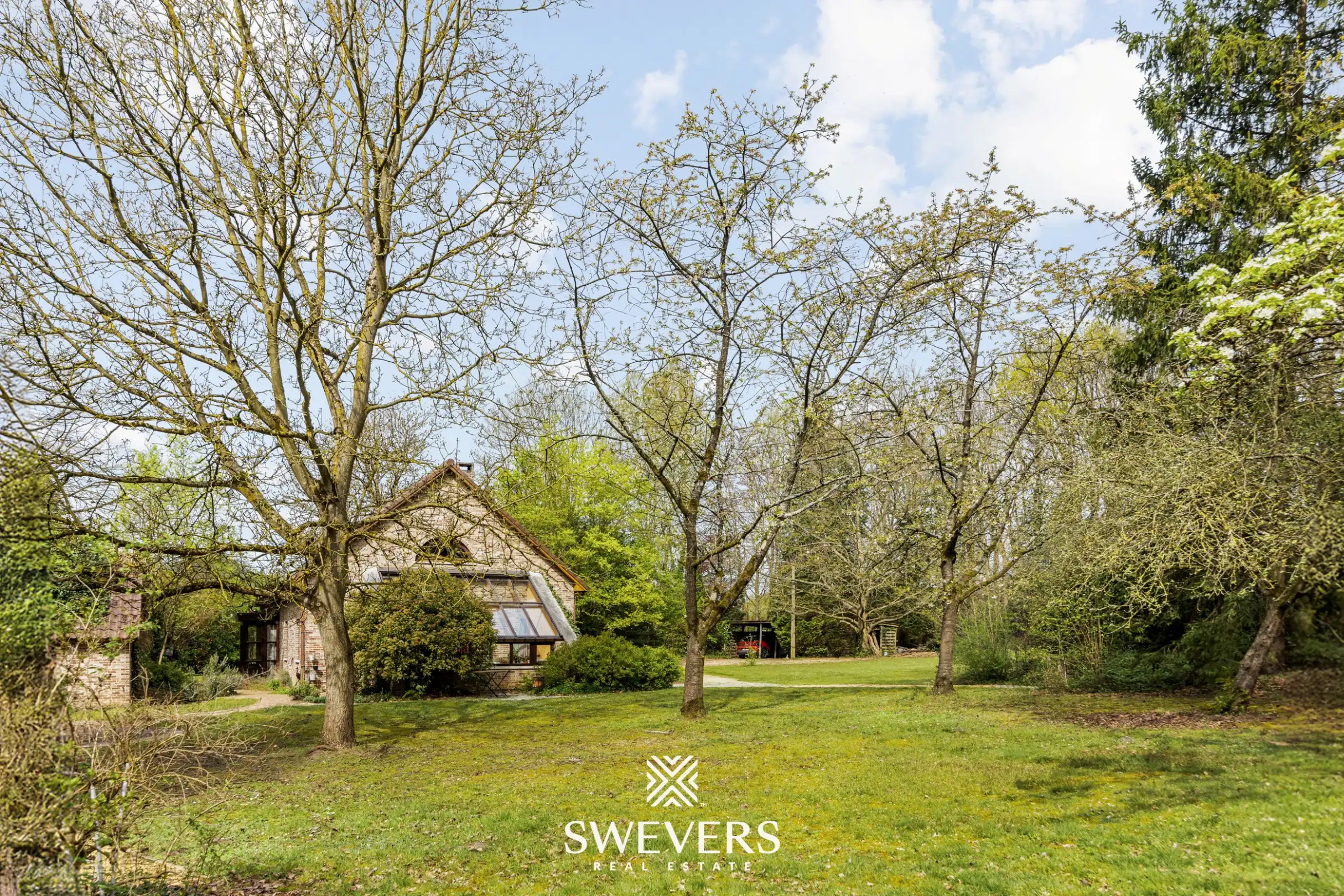 Ruime woning met 5 slaapkamers op een perceel van 1ha te Houthalen-Helchteren foto 4