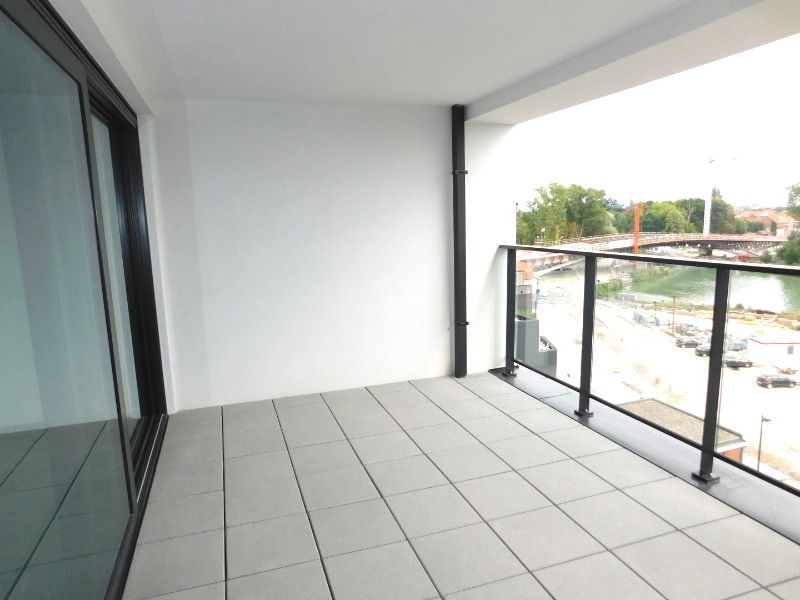 Appartement aan het water met zicht op de vaart inclusief garage en berging! foto 10