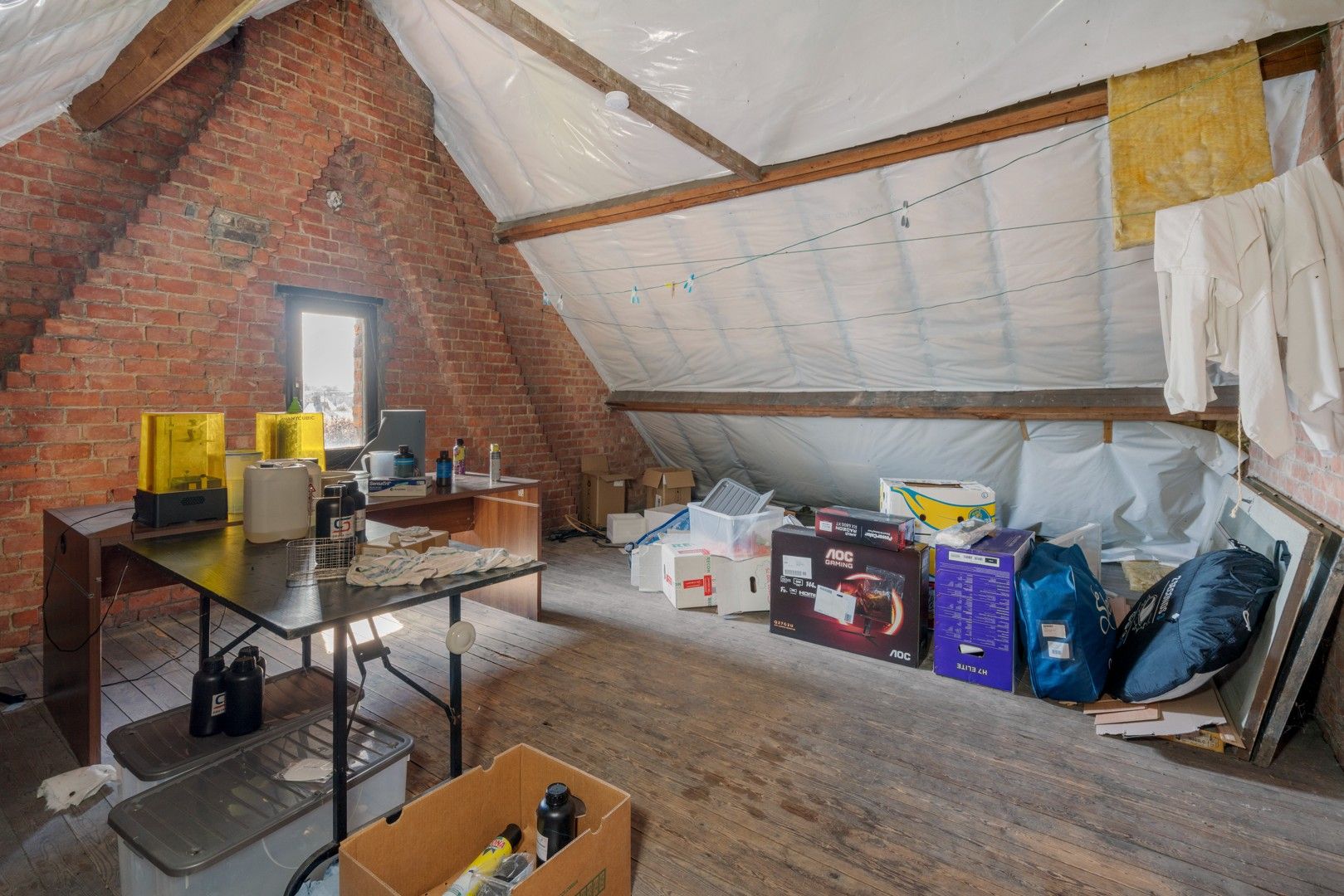 Halfopen woning met tuin en garages in het centrum van Nevele! foto 18