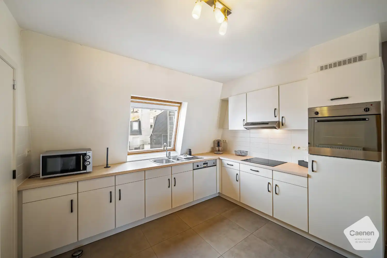 Zeer ruim duplexappartement met twee slaapkamer in het centrum van Blankenberge foto 6