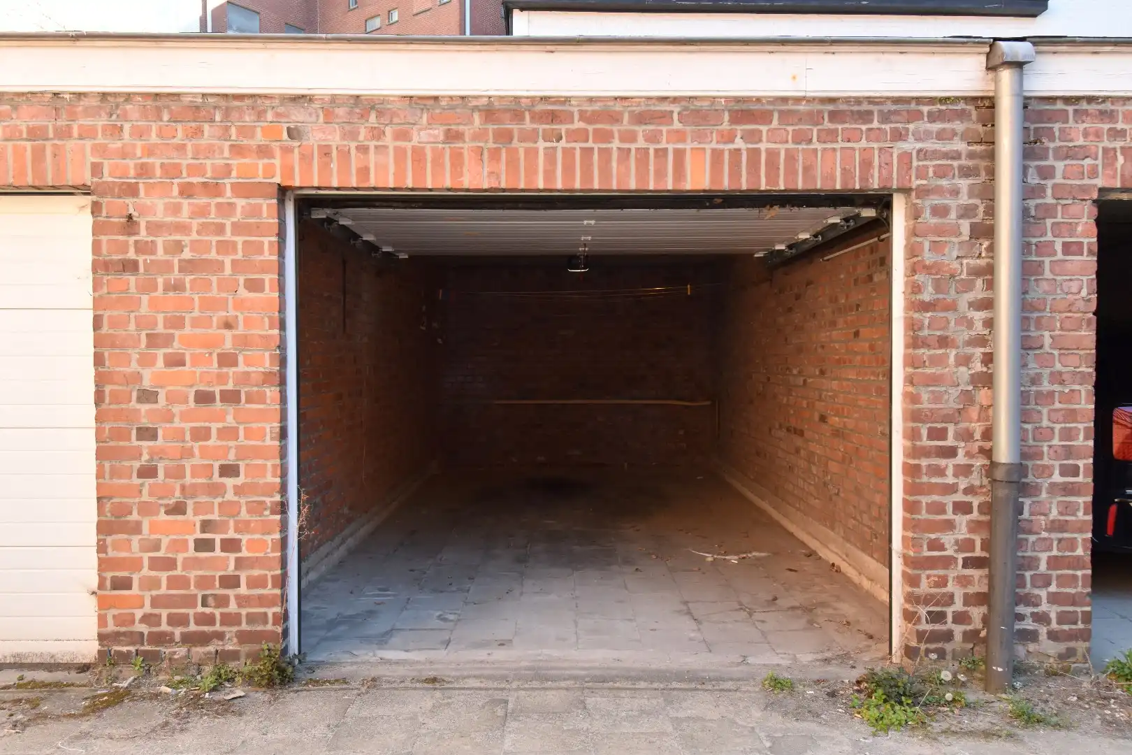 Ruim 3-slaapkamer appartement met garage in hartje Kortrijk foto 13