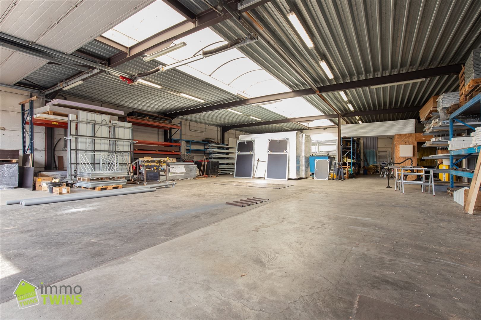 Magazijn + buitenruimte te huur op toplocatie in Lokeren foto 5