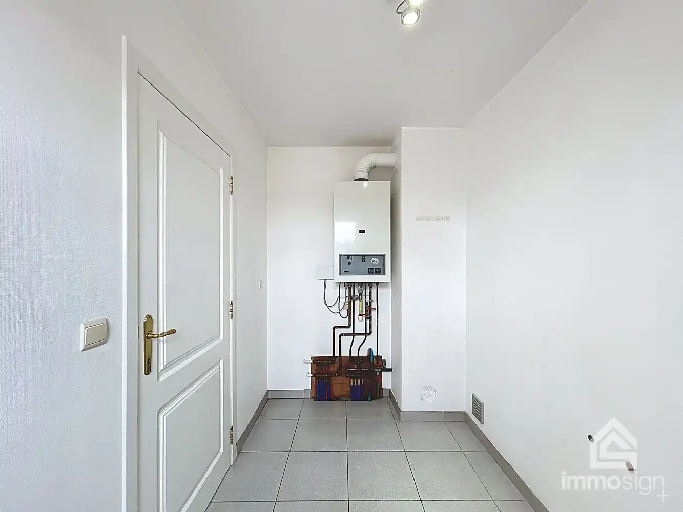 Instapklaar appartement met ruime bewoonbare oppervlakte en 3 slaapkamers in Hamont-Achel foto 14