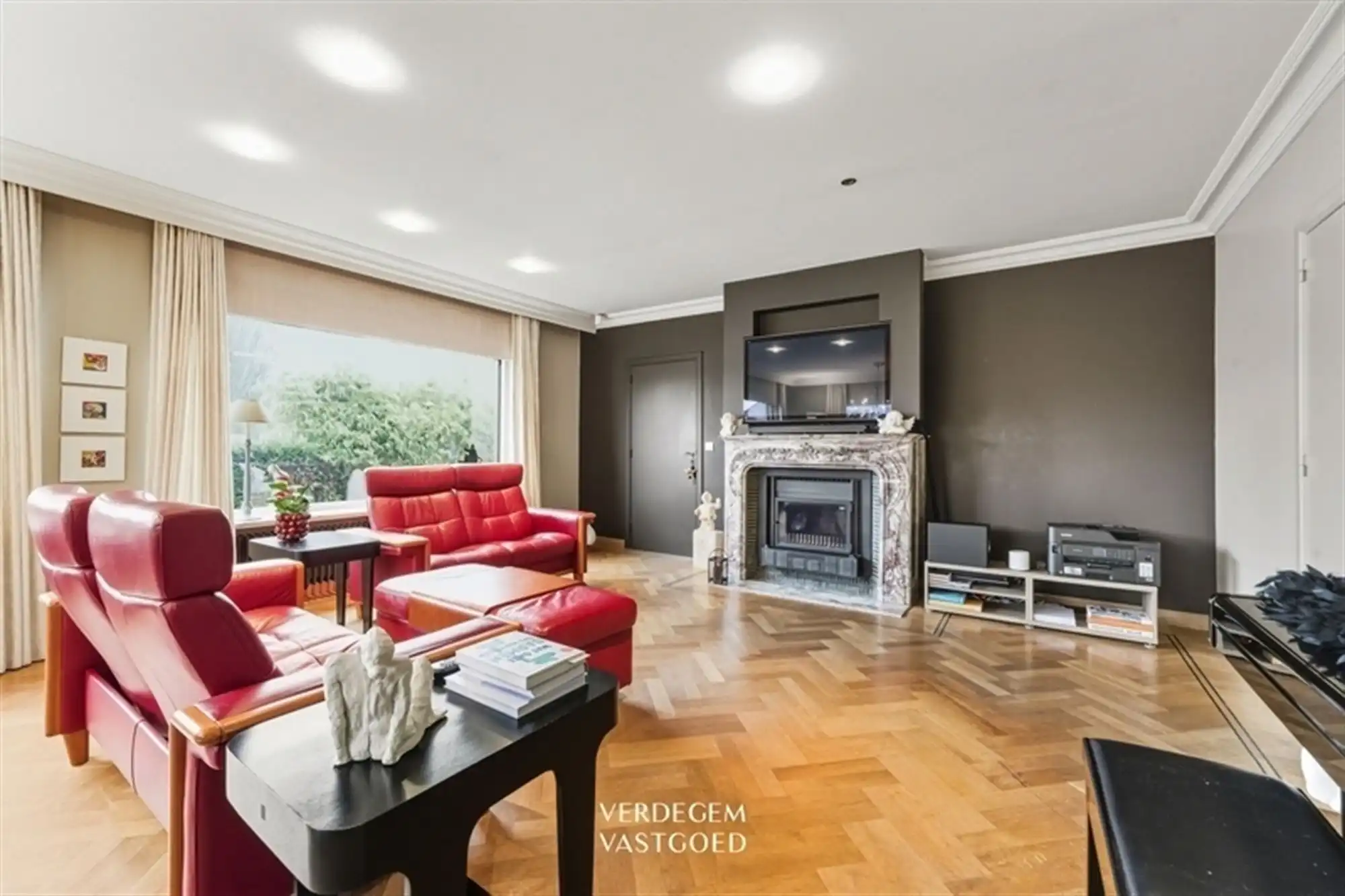 Unieke woon / werkopportuniteit: villa met magazijn van 395m² op toplocatie foto 3