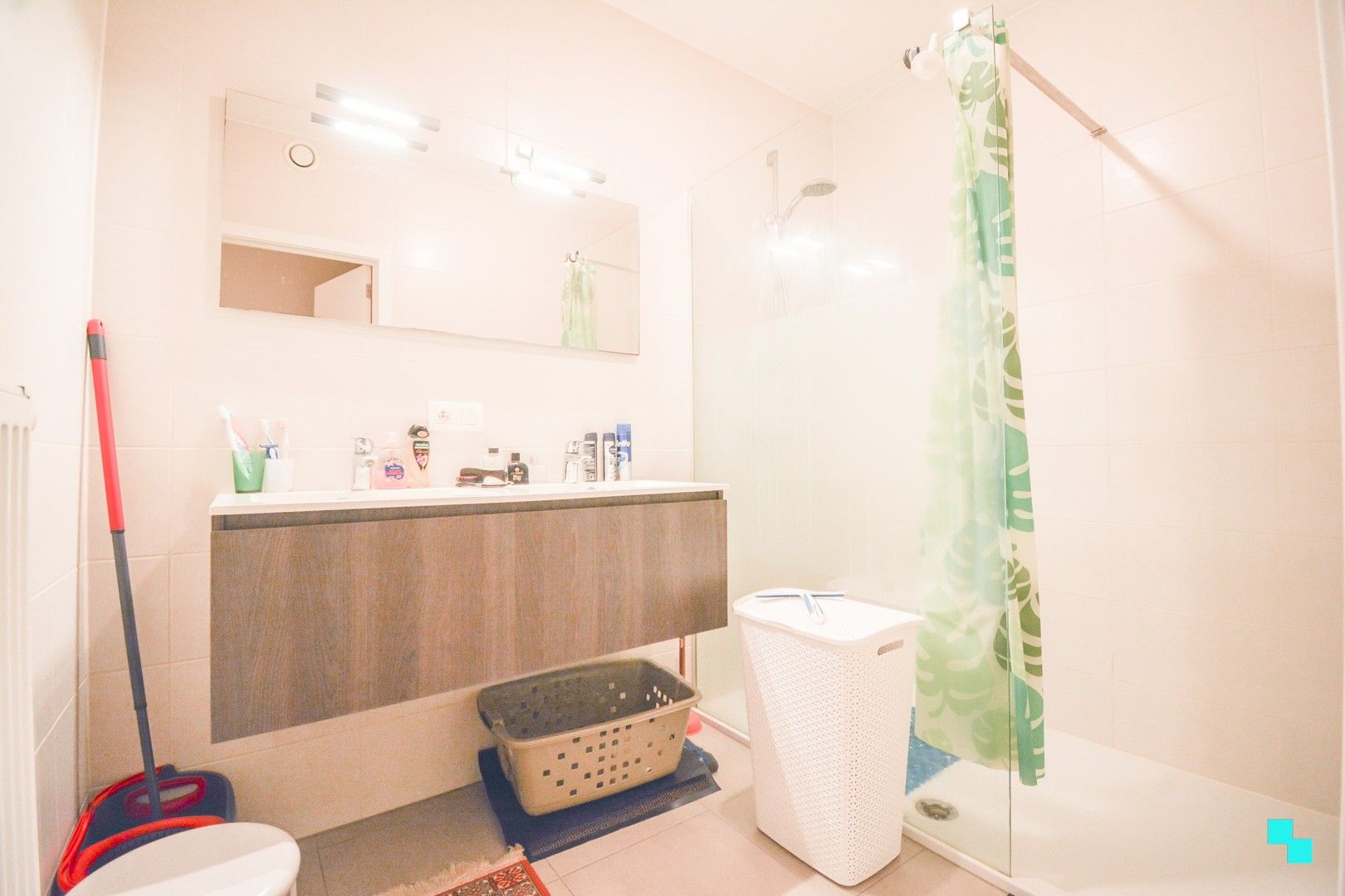 Recent, gelijkvloers appartement met garagebox te Westrozebeke foto 16