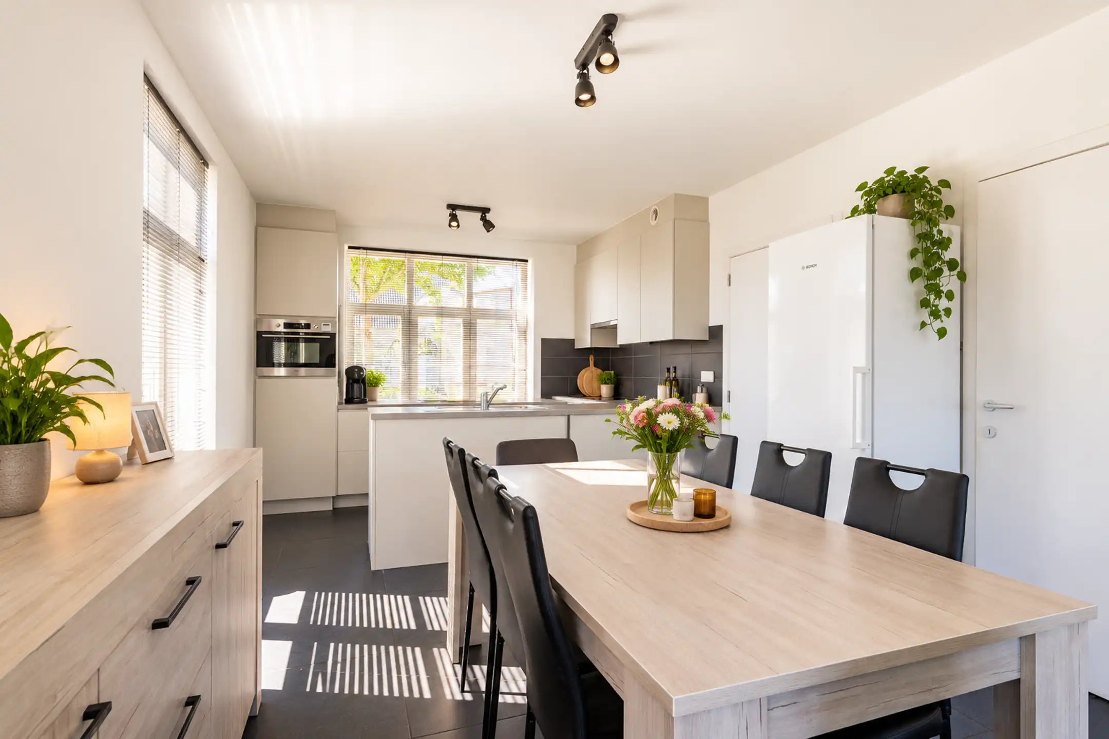 Energiezuinige woning met 3 slaapkamers op rustige locatie foto 4
